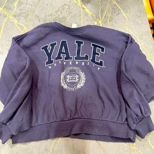 H&M YALE University Varsity Crewneck. Blue . Size Medium